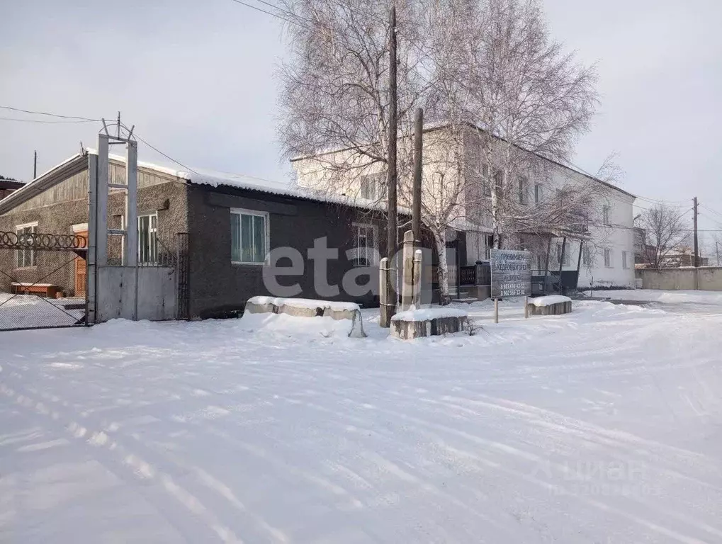 Склад в Бурятия, с. Бичура ул. Советская, 75 (2740 м) - Фото 0