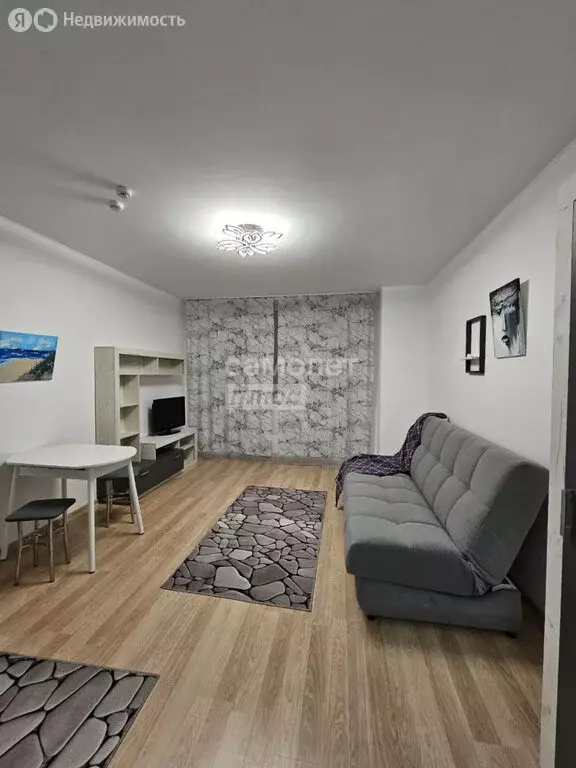 Квартира-студия: Екатеринбург, улица Николая Кичигина, 7/3 (28.1 м) - Фото 2