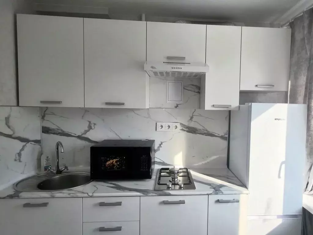 2-к кв. Волгоградская область, Волгоград ул. Петра Гончарова, 1 (44.4 ... - Фото 1