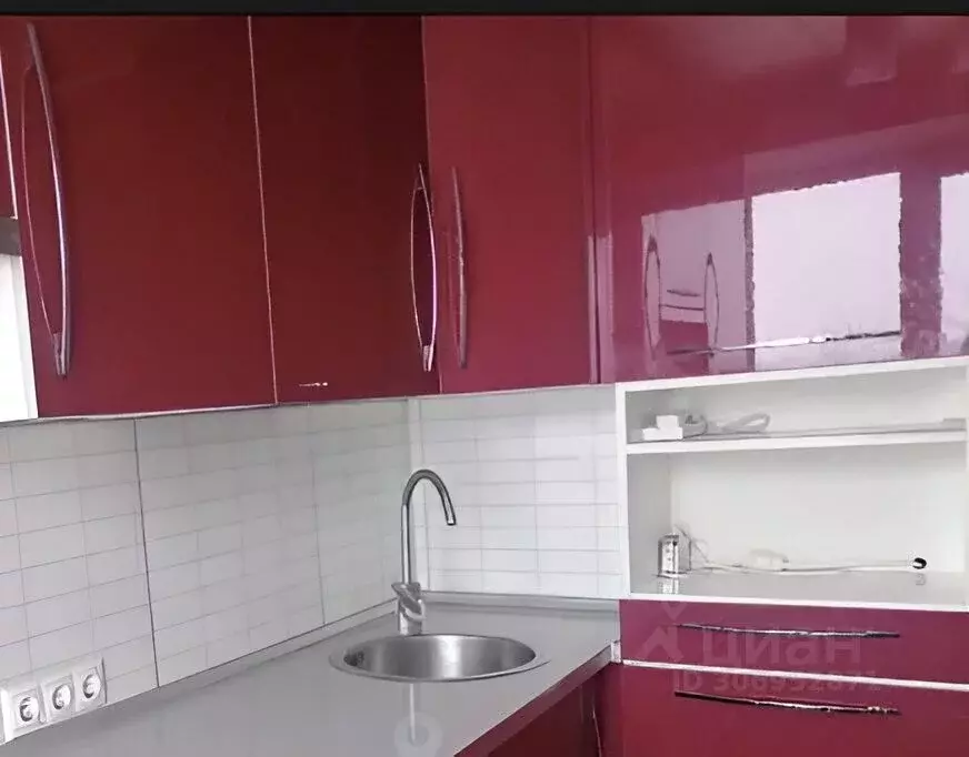 2-к кв. Башкортостан, Уфа ул. имени Фронтовых Бригад, 7 (45.0 м) - Фото 0