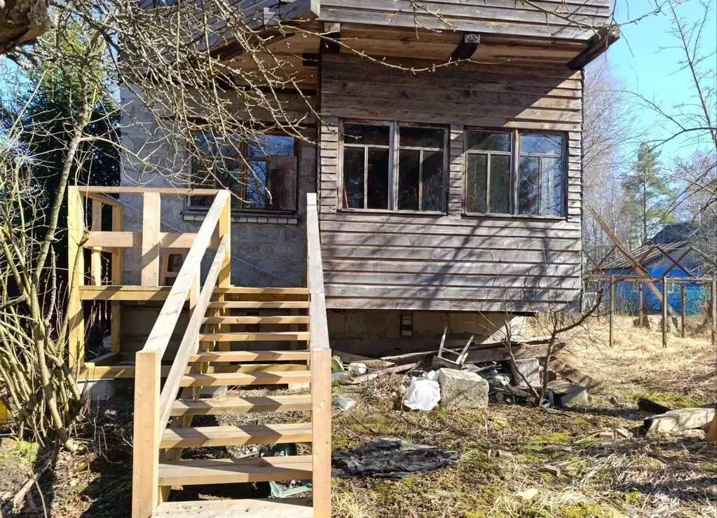 Дом в Ленинградская область, Кировское городское поселение, Грибное ... - Фото 0