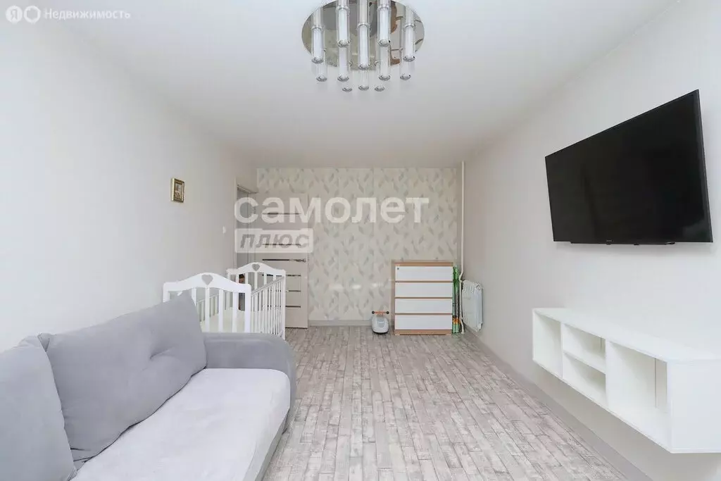2-комнатная квартира: Кемерово, проспект Ленина, 100 (44.1 м) - Фото 0