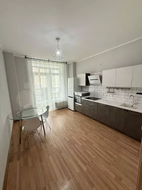 1-к. квартира, 50 м, 4/37 эт. - Фото 1