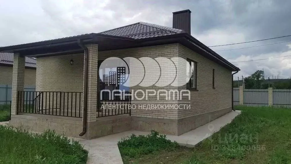 Дом в Краснодарский край, Крымский район, Варениковская ст-ца ... - Фото 1