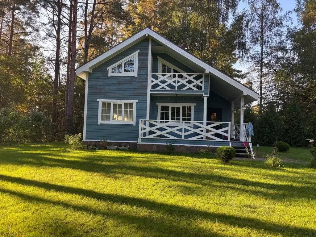 Дом в Ленинградская область, Выборгский район, Рощинское городское ... - Фото 1