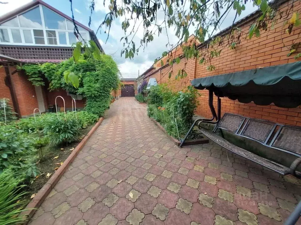 Дом в Северная Осетия, Владикавказ ул. Калоева, 273 (280 м) - Фото 1