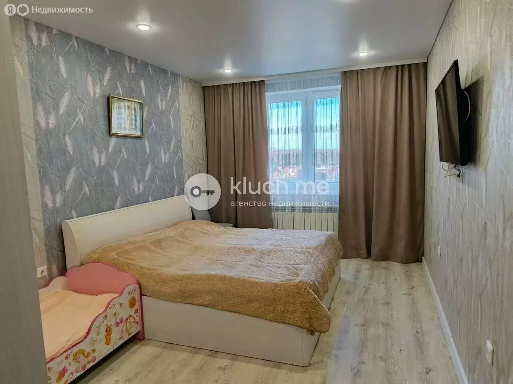 3-комнатная квартира: Казань, улица Наиля Юсупова, 7 (83 м) - Фото 1