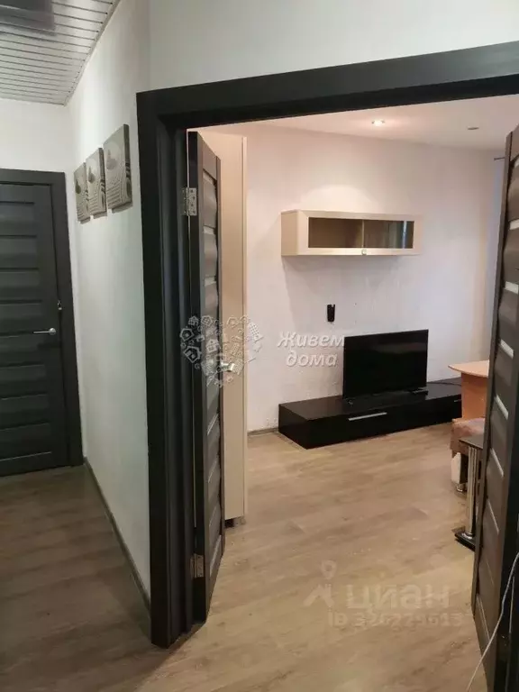 2-к кв. Волгоградская область, Волгоград Коммунистическая ул., 64 ... - Фото 2