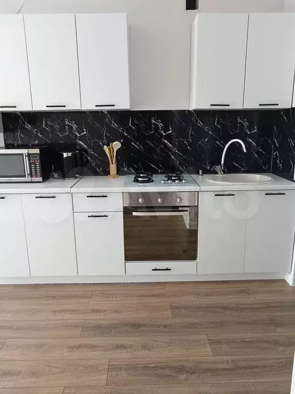 1-к. квартира, 30 м, 8/8 эт. - Фото 0