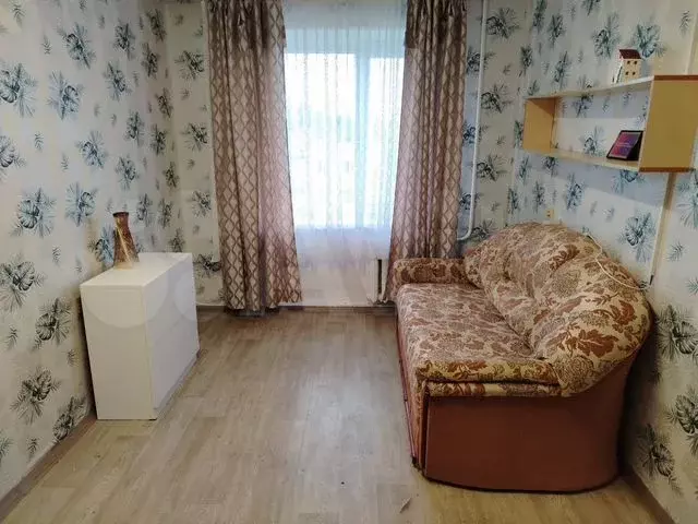 Комната 15 м в 4-к., 6/9 эт. - Фото 0