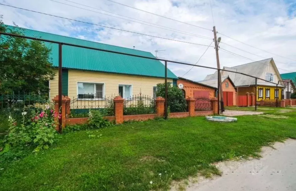 Дом в Новосибирская область, Колывань рп ул. Ворошилова, 64 (100 м) - Фото 2