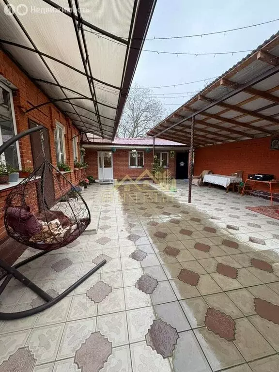 Дом в село Камбилеевское, улица Орджоникидзе, 14 (200 м) - Фото 1