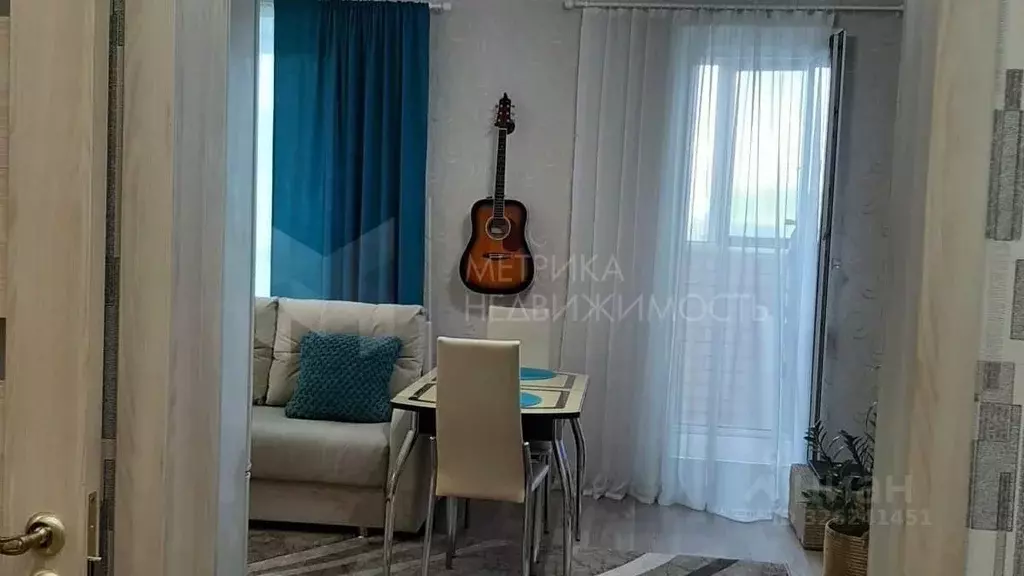 Студия Тюменская область, Тюмень ул. Беляева, 33к2 (27.2 м) - Фото 1