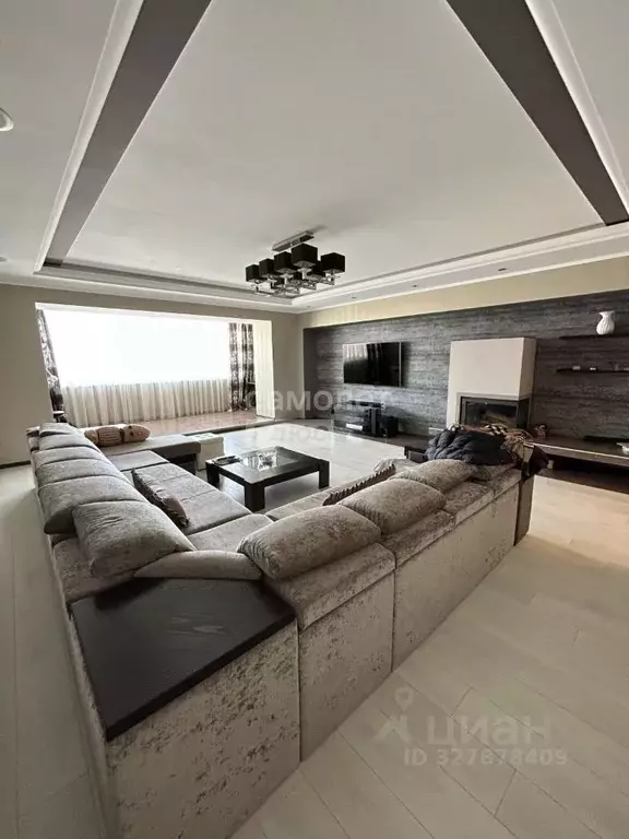 3-к кв. Татарстан, Нижнекамск просп. Химиков, 53 (155.1 м) - Фото 1