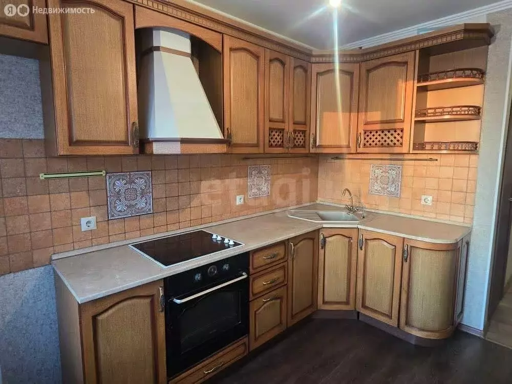 3-комнатная квартира: Тюмень, Локомотивная улица, 79 (65 м) - Фото 1