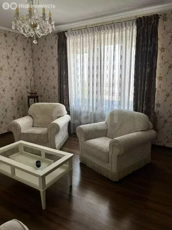 3-комнатная квартира: Калининград, улица Горького, 207 (84.4 м) - Фото 2