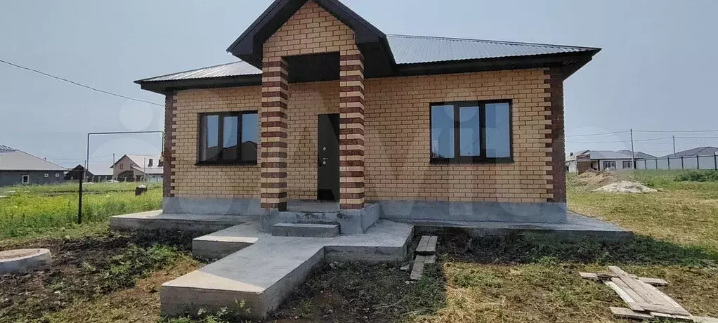 Дом 100 м на участке 6 сот. - Фото 1
