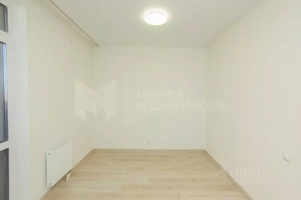 1-к кв. Тюменская область, Тюмень ул. 2-я Луговая, 24к2 (50.0 м) - Фото 1