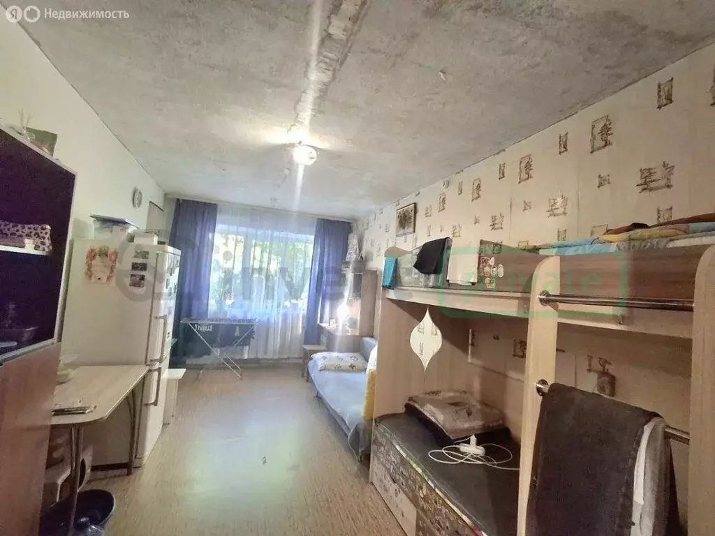 1к в 5-комнатной квартире (12.8 м) - Фото 0