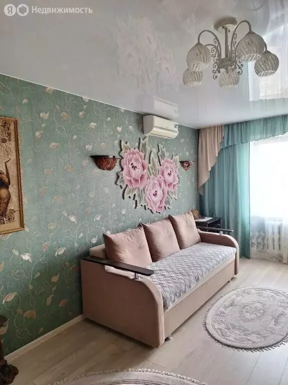 1-комнатная квартира: Арамильский городской округ, посёлок Светлый, 8А ... - Фото 1