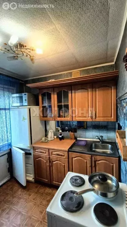 3-комнатная квартира: Норильск, площадь Металлургов, 3 (55 м) - Фото 1