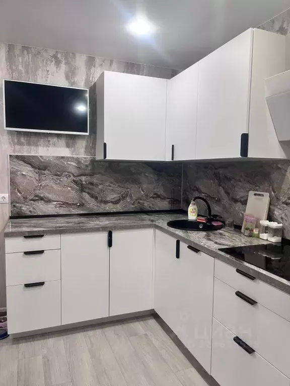 1-к кв. Мордовия, Саранск ул. Тавлинская Набережная, 1 (37.1 м) - Фото 0