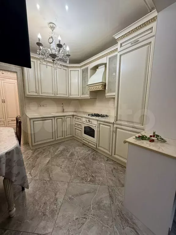 2-к. квартира, 60 м, 2/9 эт. - Фото 1