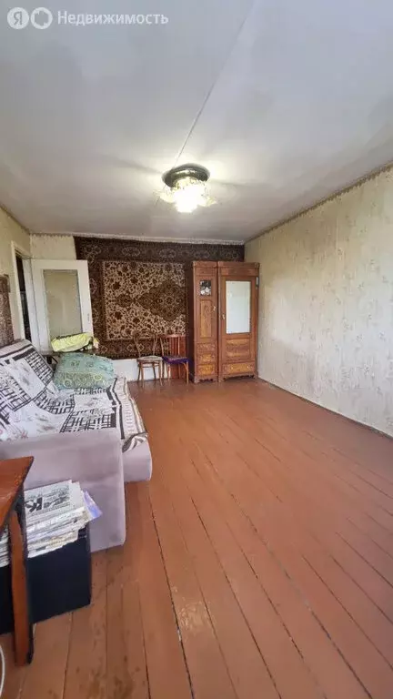 1-комнатная квартира: Артёмовский, улица Полярников, 31 (39 м) - Фото 1