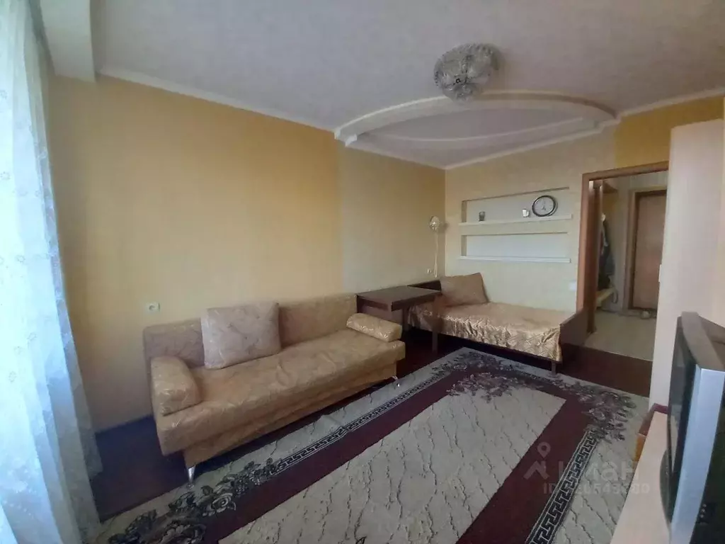 1-к кв. Чувашия, Чебоксары Цивильская ул., 7 (43.0 м) - Фото 0