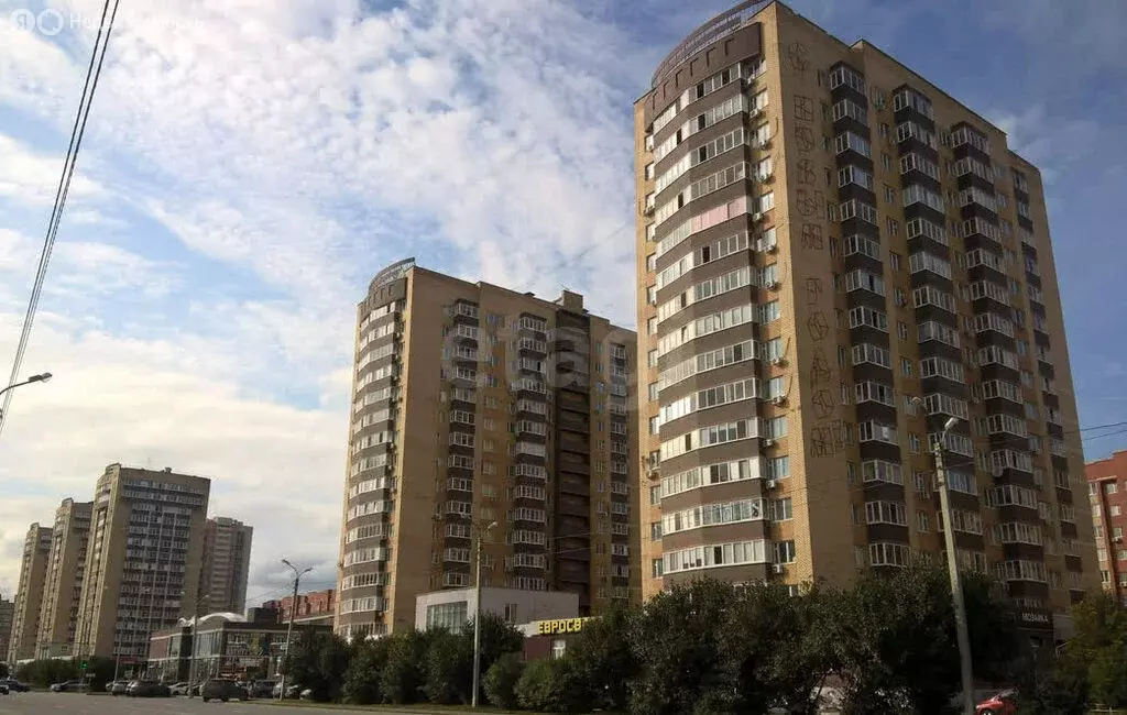 2-комнатная квартира: Тюмень, улица Газовиков, 51 (43.4 м) - Фото 1