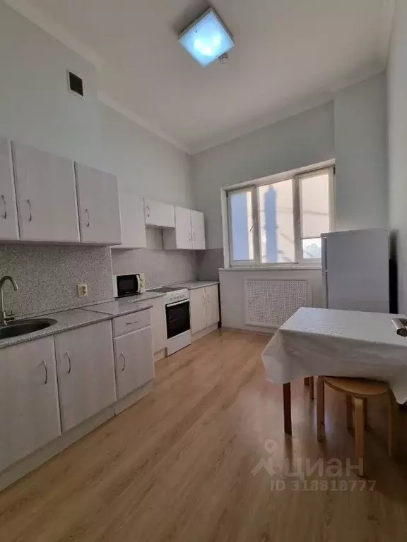 1-к кв. Башкортостан, Уфа ул. Карла Маркса, 60 (36.0 м) - Фото 1