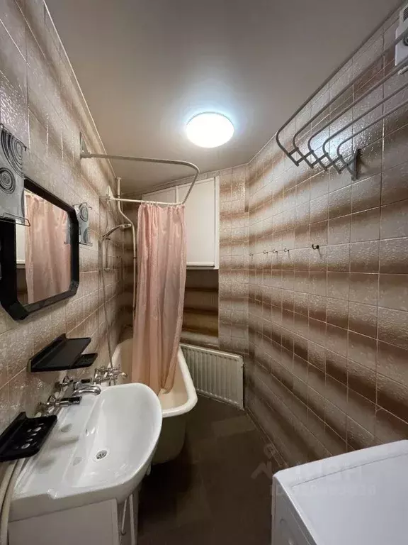 3-к кв. Санкт-Петербург Чкаловский просп., 60 (70.0 м) - Фото 0