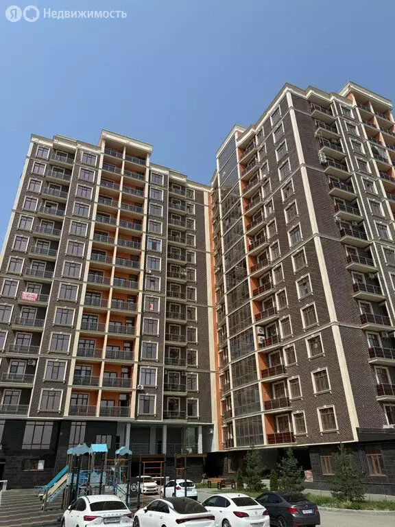 2-комнатная квартира: Нальчик, улица Тлостанова, 16 (99.5 м) - Фото 1