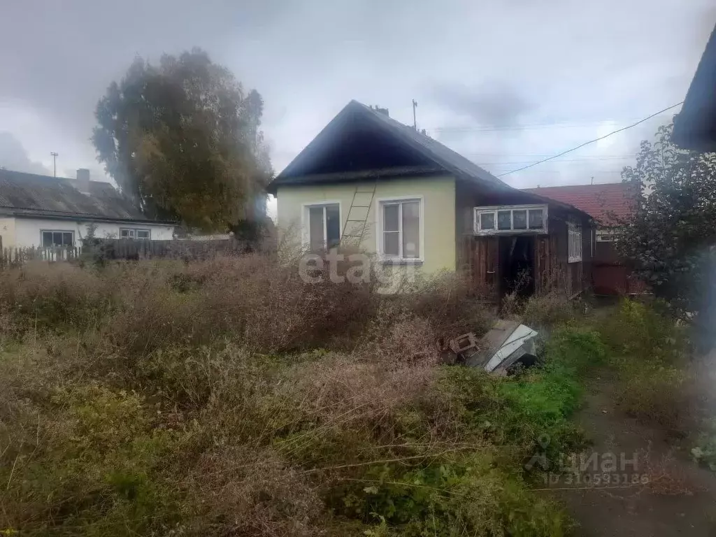 Дом в Алтайский край, Бийск городской округ, пос. Нагорный ул. ... - Фото 1