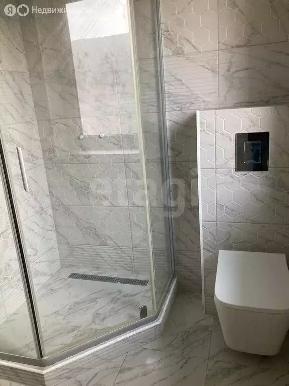 Дом в Заозёрное, улица Аллея Дружбы (133.9 м) - Фото 2