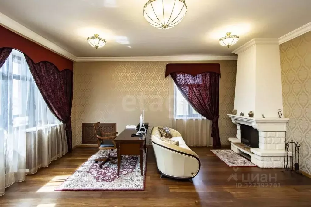 6-к кв. Тюменская область, Тюмень ул. Пржевальского, 35 (256.1 м) - Фото 1