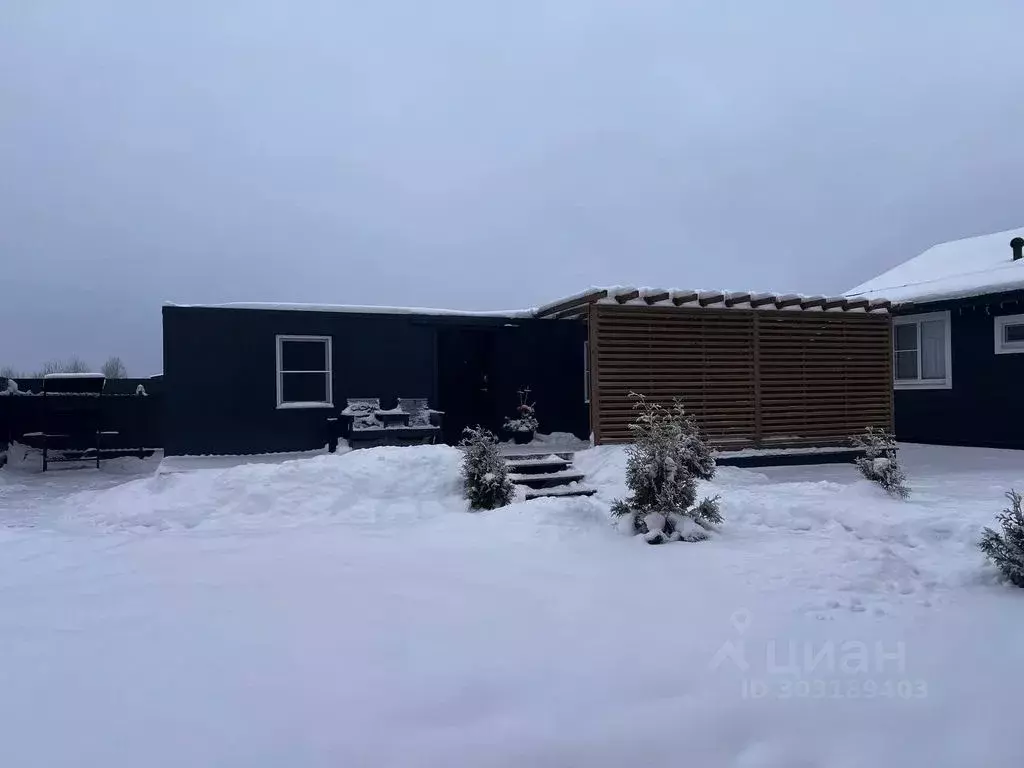 Дом в Ленинградская область, Волховский район, Староладожское с/пос, ... - Фото 1