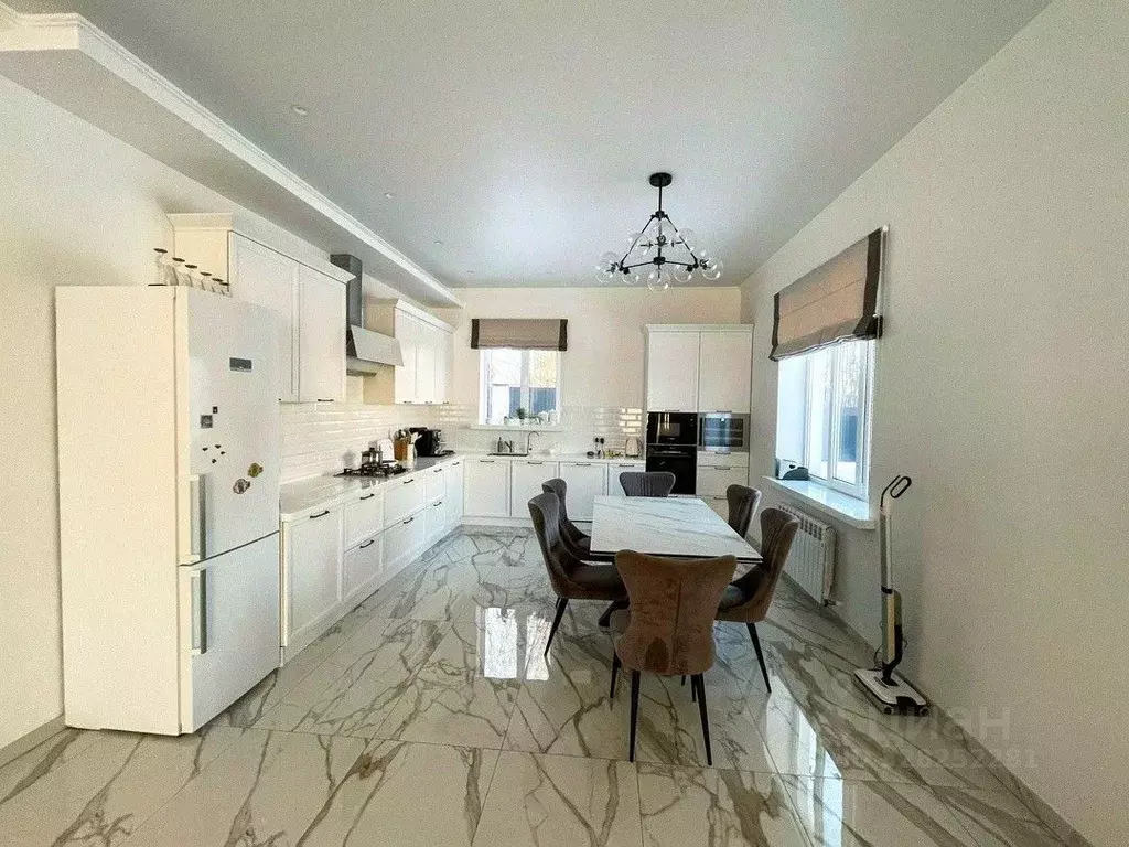 Дом в Пензенская область, Пенза ул. Апрельская, 18 (216 м) - Фото 2