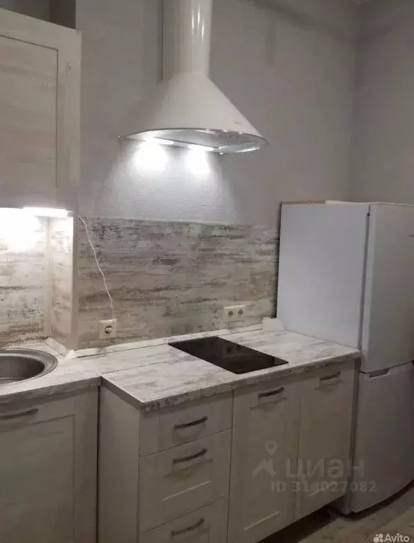 2-к кв. Москва Внуковское поселение, ул. Летчика Ульянина, 7Б (47.0 м) - Фото 1