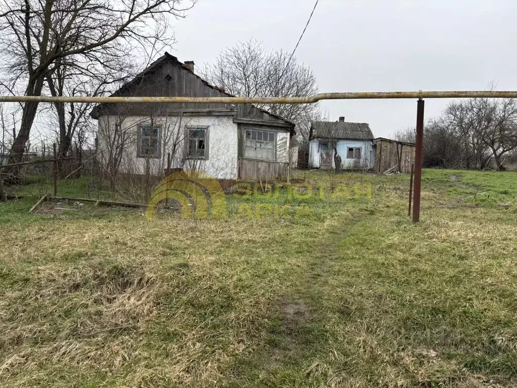 Дом в Краснодарский край, Крымский район, Адагум хут. Советская ул. ... - Фото 1