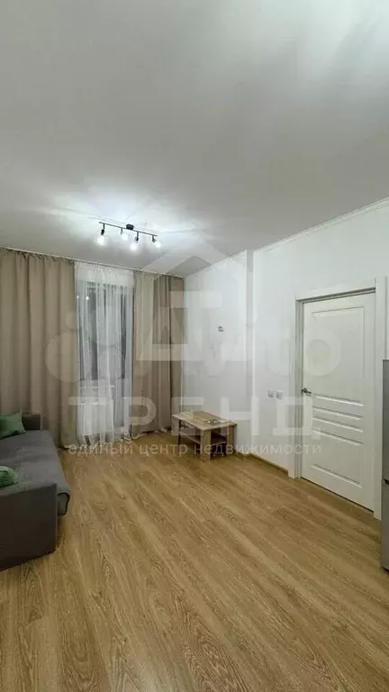 1-к. квартира, 40 м, 18/25 эт. - Фото 1