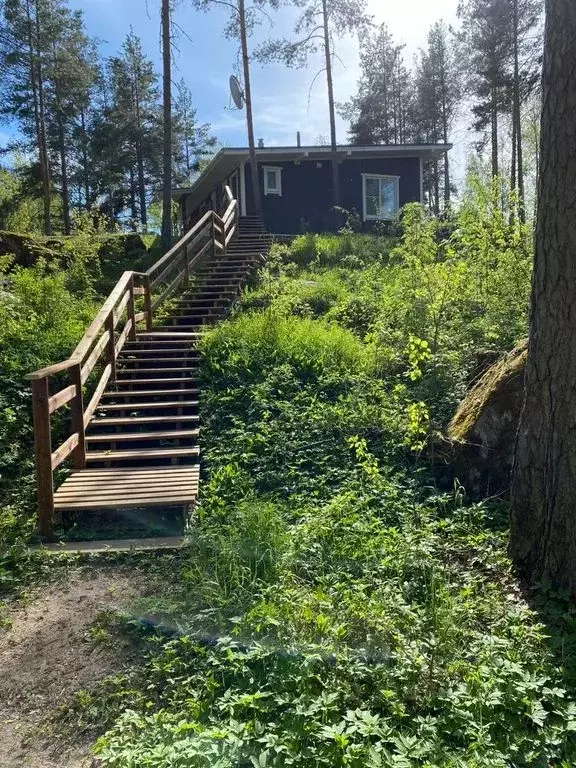Дом в Ленинградская область, Приозерский район, Мельниковское с/пос ... - Фото 1
