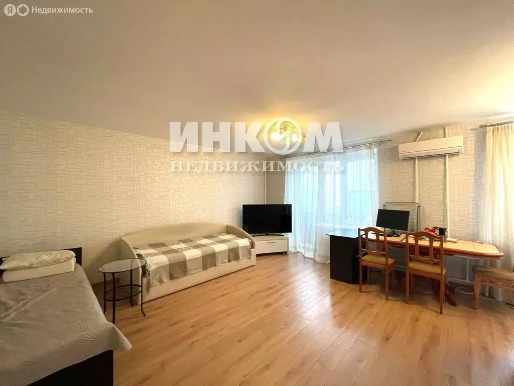 1-комнатная квартира: Москва, улица Кубинка, 15к2 (35 м) - Фото 1