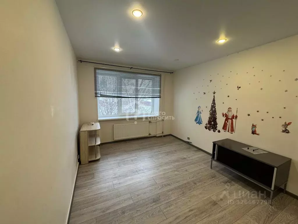 3-к кв. Ленинградская область, Отрадное Кировский район, ул. Дружбы, ... - Фото 1