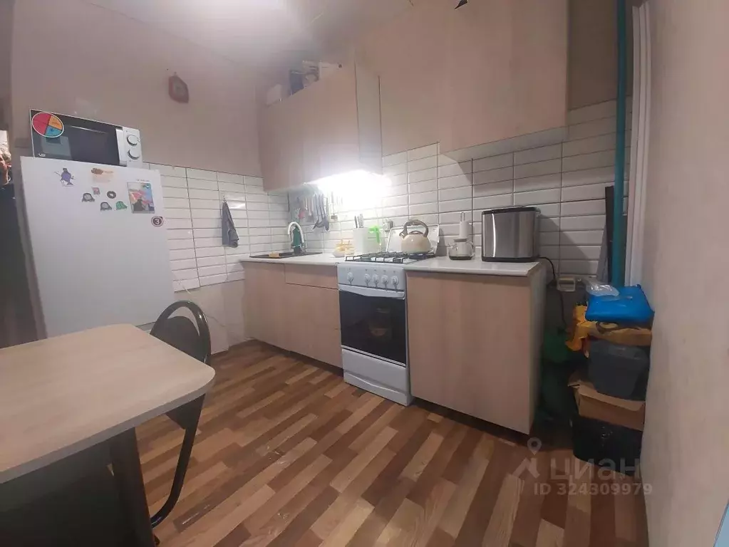 1-к кв. Саратовская область, Саратов Воскресенская ул., 48 (33.5 м) - Фото 2