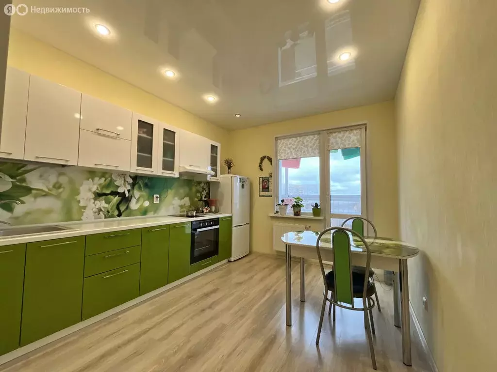 2-комнатная квартира: Сыктывкар, улица Домны Каликовой, 81 (54.2 м) - Фото 2