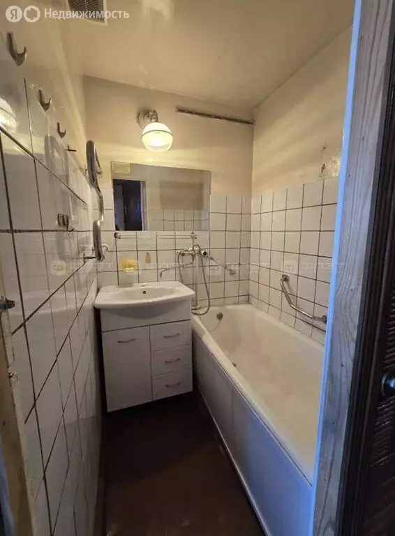 2-комнатная квартира: Казань, улица Кулахметова, 3 (47 м) - Фото 2