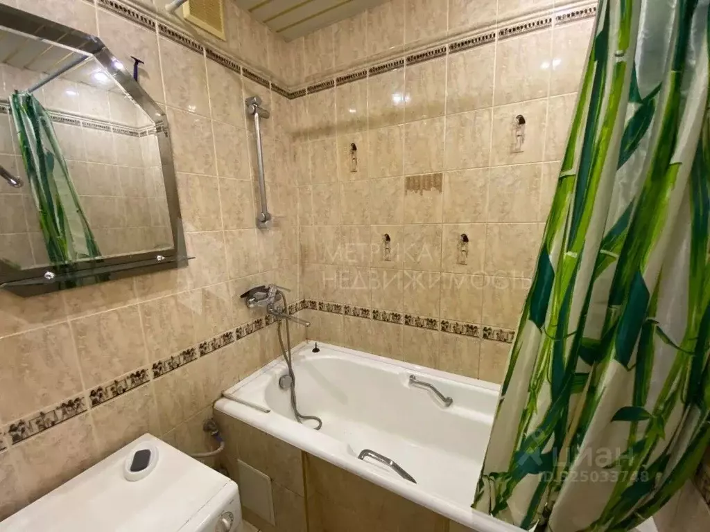 3-к кв. Тюменская область, Тюмень ул. Николая Чаплина, 113 (69.8 м) - Фото 1