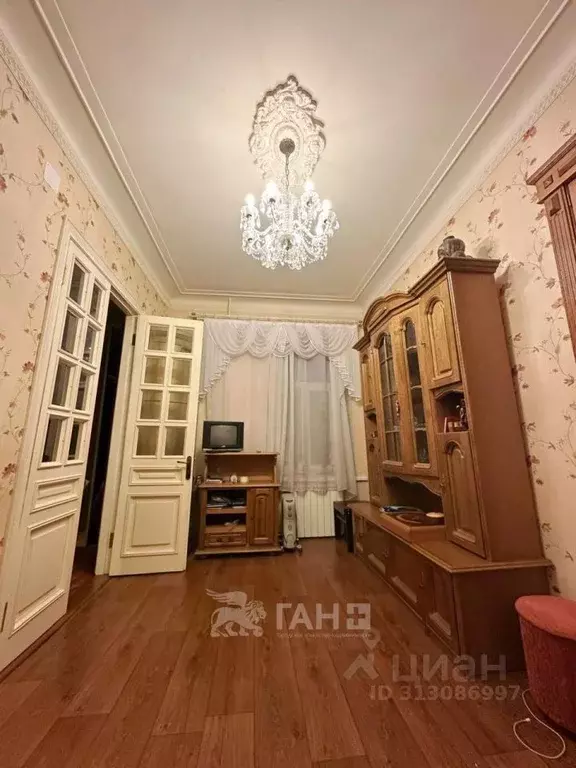 2-к кв. Санкт-Петербург наб. Реки Фонтанки, 85 (36.0 м) - Фото 0