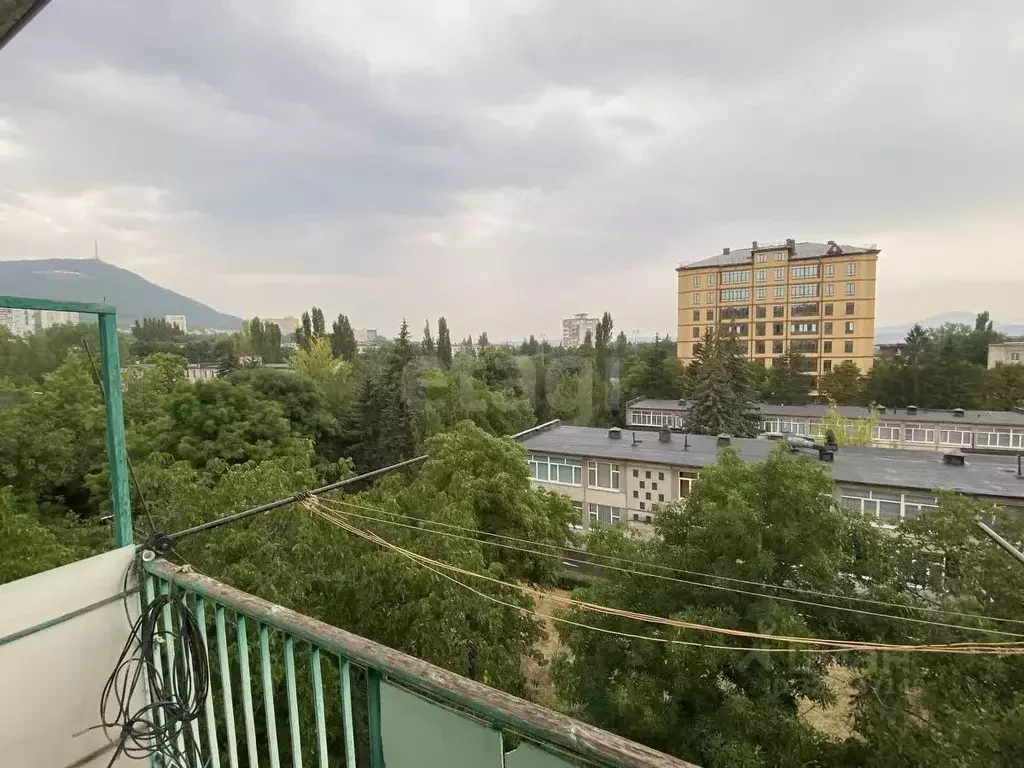 2-к кв. Ставропольский край, Пятигорск ул. Аллея Строителей (48.9 м) - Фото 0